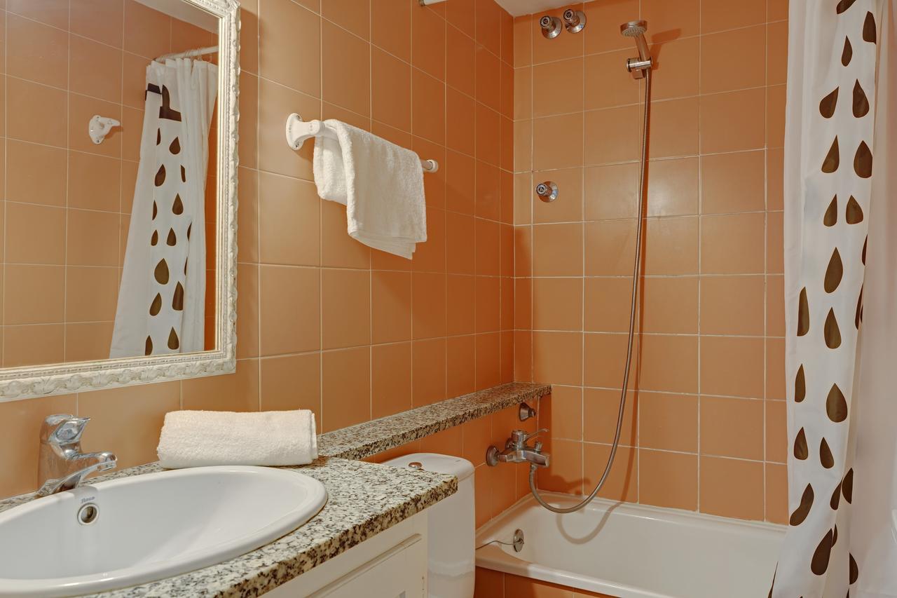 Les Voltes Apartment Palafrugell Bagian luar foto