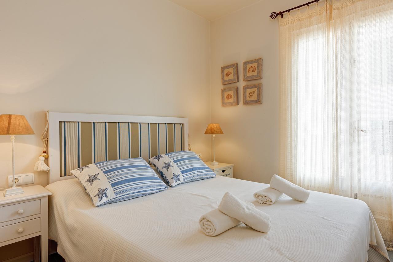 Les Voltes Apartment Palafrugell Bagian luar foto