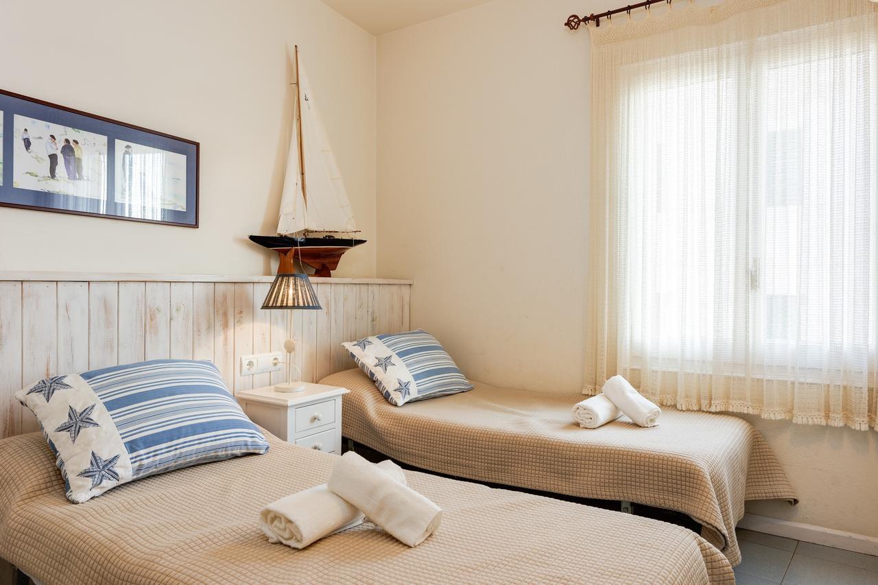 Les Voltes Apartment Palafrugell Bagian luar foto