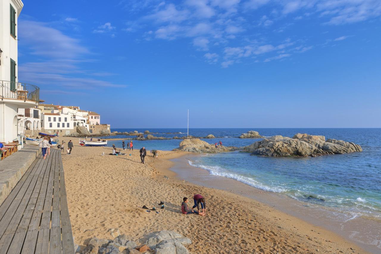 Les Voltes Apartment Palafrugell Bagian luar foto